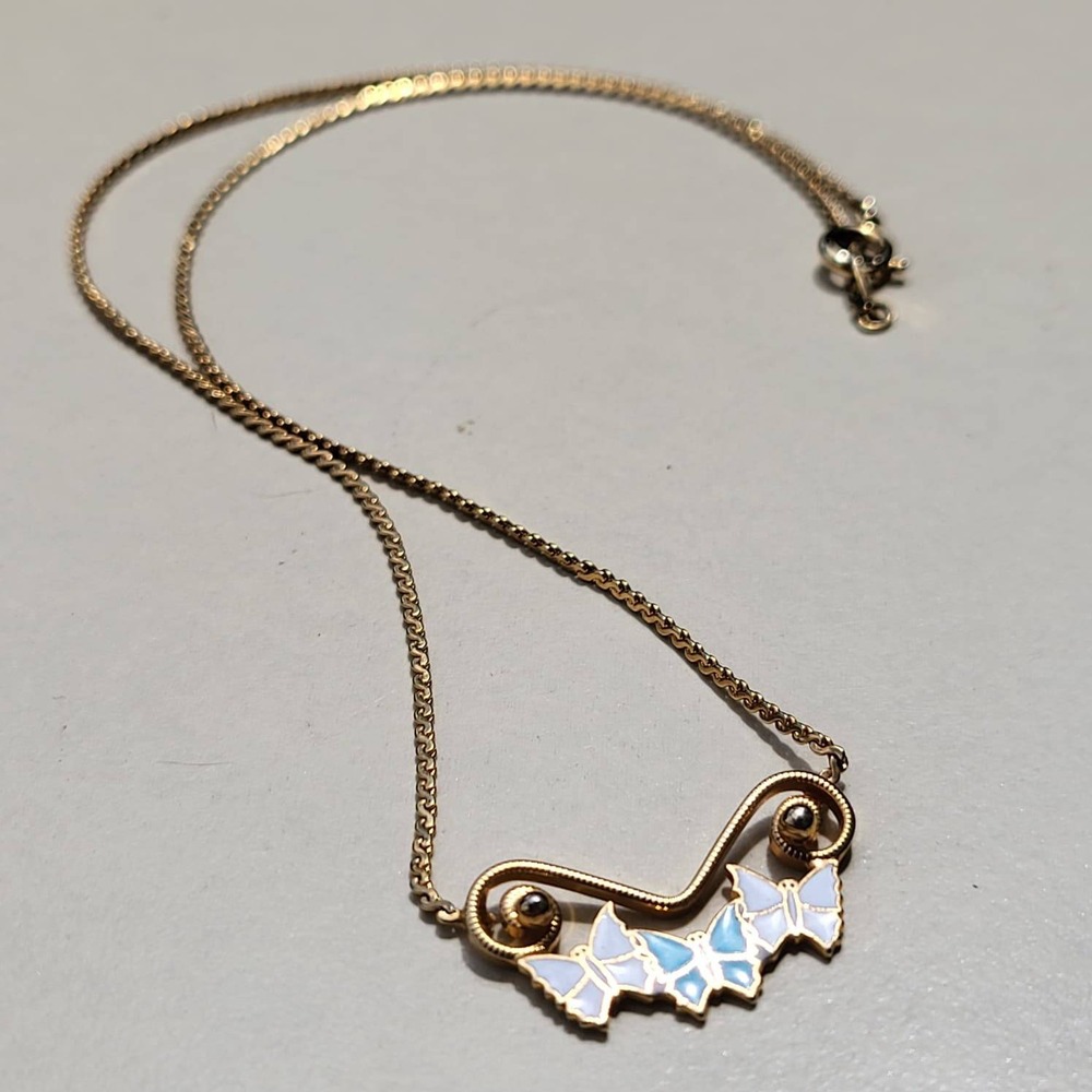 Vintage Gold Tone Enamel Butterfly Pendant Necklace Blue White Scroll
